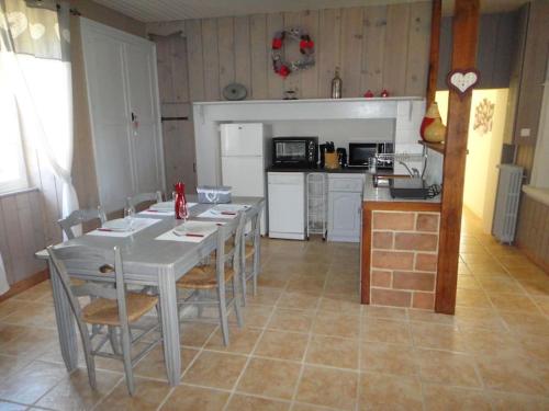 Maison de vacances Gite \ 2120 ROUTE DE LA FARGENERIE Lieu-dit Les Rigoux La Coquelerie