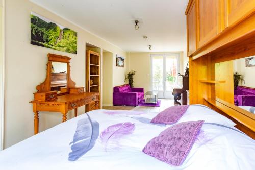 Appartement Gîte 6 personnes, 800 m gare Melun, parking privé, borne de recharge - Apakabar Homestay 2 Avenue Théodore Rousseau La Rochette