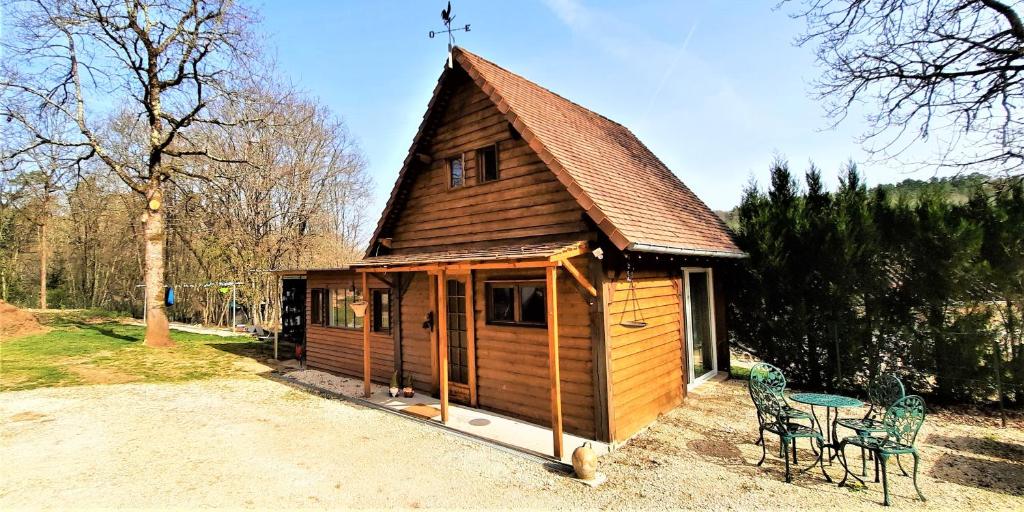 Maison de vacances Gite à la campagne location du samedi au samedi lieu dit 4 Impasse de Tête-Sèche, 24420 Sarliac-sur-lʼIsle