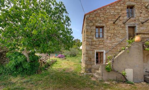 Gîte à Piscia de Figari Petru Barbara Figari france