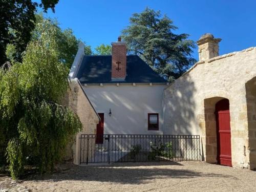 Gîte Ainay-le-Vieil, 3 pièces, 6 personnes - FR-1-586-7 Ainay-le-Vieil france