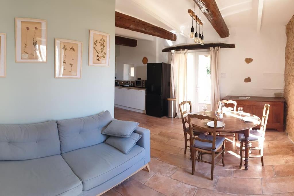 Maison de vacances Gite Alumbra au coeur du Mont Ventoux Route du Mont Ventoux, 84410 Bédoin