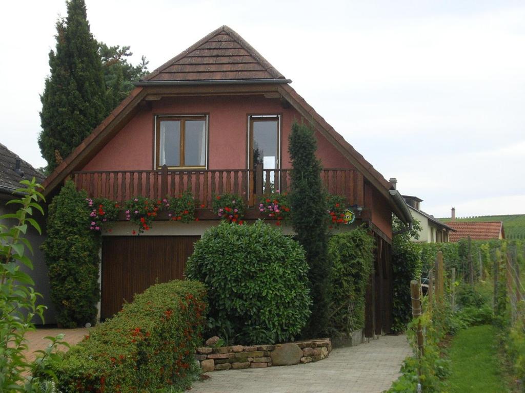 Chalet Gite-Annie 15 Rue du Hofbruennel, 68150 Hunawihr