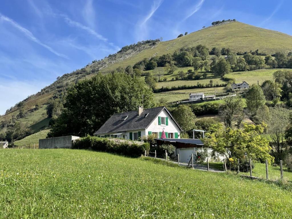 Maison de vacances Gîte Arette, 3 pièces, 5 personnes - FR-1-384-833 LE MAGNOLIA 42 route des Bourdès, 64570 Arette