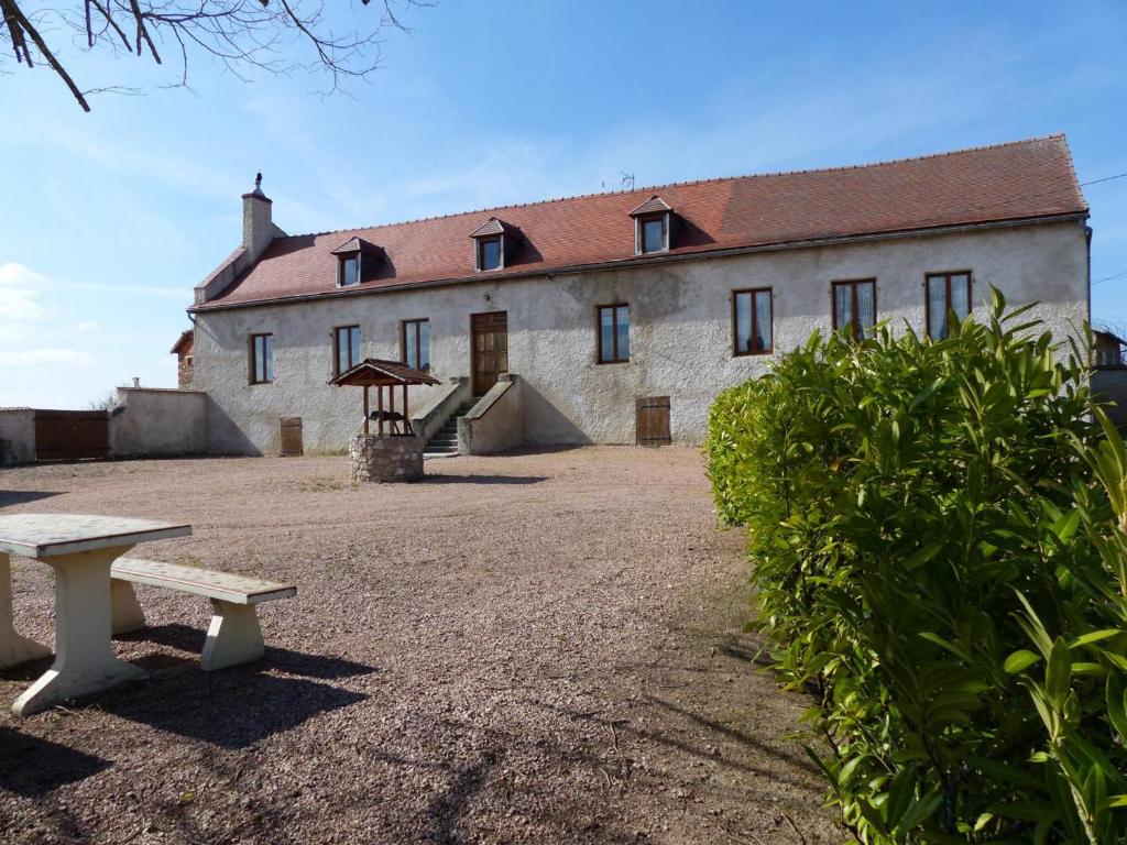 Maison de vacances Gîte Arfeuilles, 5 pièces, 11 personnes - FR-1-489-280 Martel, 03120 Arfeuilles