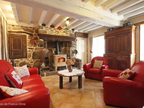 Maison de vacances Gîte Athis-Val de Rouvre, 4 pièces, 6 personnes - FR-1-497-172 Le Hamel BREEL Bréel