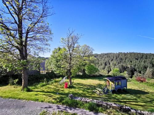 Maison de vacances Gite atypique 14 couchages en pleine nature Buniat Lapte