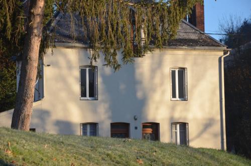 Appartement Gîte AU BORD DE L'EAU jusqu'à 8 personnes 9 Route de Montluçon Chambon-sur-Voueize