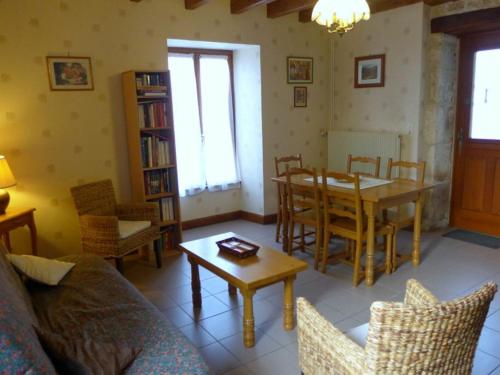 Maison de vacances Gîte Aubepierre-sur-Aube, 3 pièces, 5 personnes - FR-1-611-52 46 Rue du Moulin Aubepierre-sur-Aube