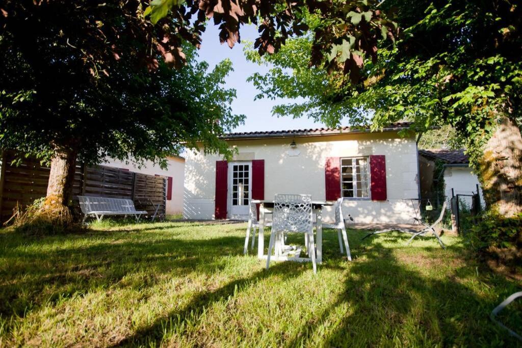 Maison de vacances Gîte Aux Tuileries 2 Aux Tuileries, 33730 Noaillan