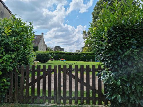 Maison de vacances Gîte avec piscine 15 personnes Grande Rue Gigny-sur-Saône