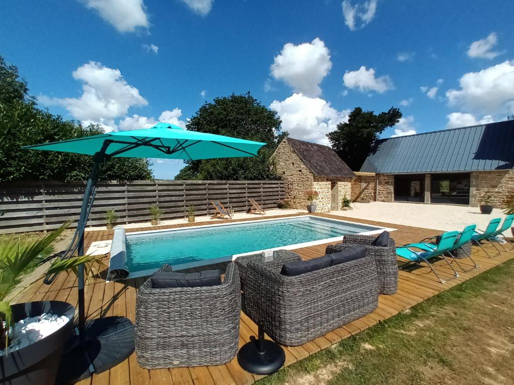 Maison de vacances Gîte avec piscine 9 rue jehan du perrier, 22140 Mantallot