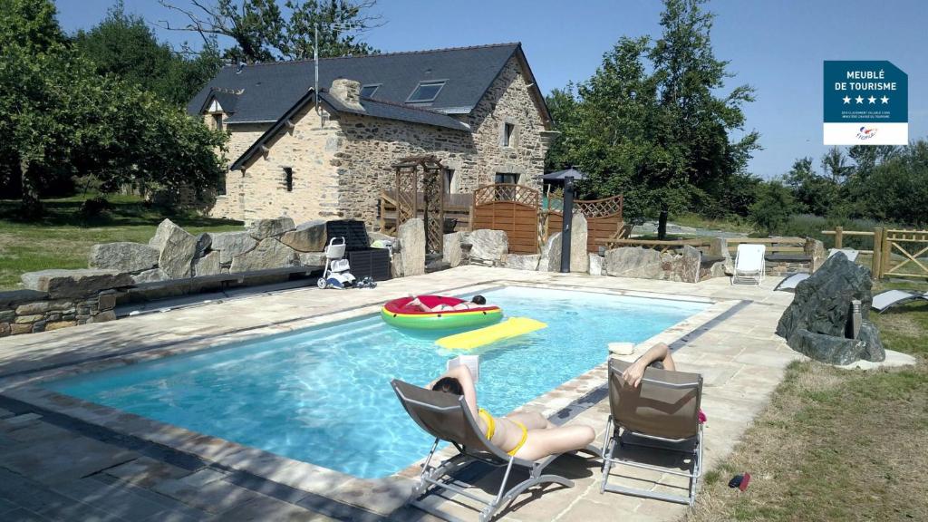 Maison de vacances Gîte avec piscine entre Redon et la Roche Bernard La Frenaye, 56130 Saint-Dolay
