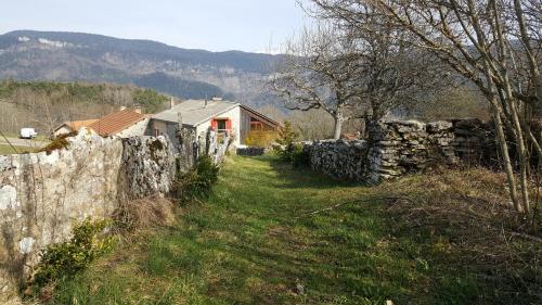 Maison de vacances Gîte BARD des OURS 2029 Route du Bois de L’Allier Saint-Martin-en-Vercors