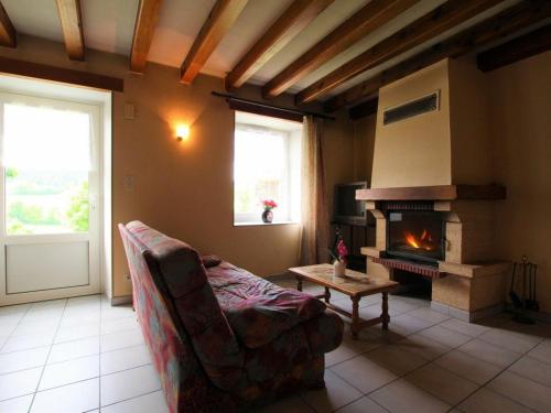 Maison de vacances Gîte Barges, 4 pièces, 6 personnes - FR-1-582-282 Le Bourg Barges