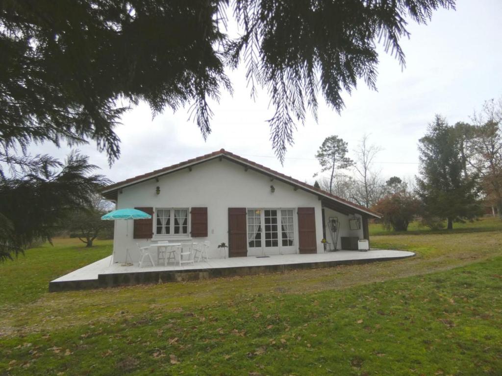 Maison de vacances Gîte Bascons, 3 pièces, 4 personnes - FR-1-360-560 1221 route du marsan, 40090 Bascons