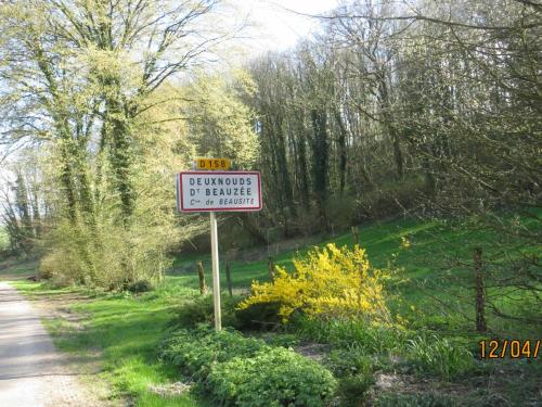 Gîte Beausite-Deuxnouds Devant Beauzée, 3 pièces, 4 personnes - FR-1-585-4 Deuxnouds-devant-Beauzée france