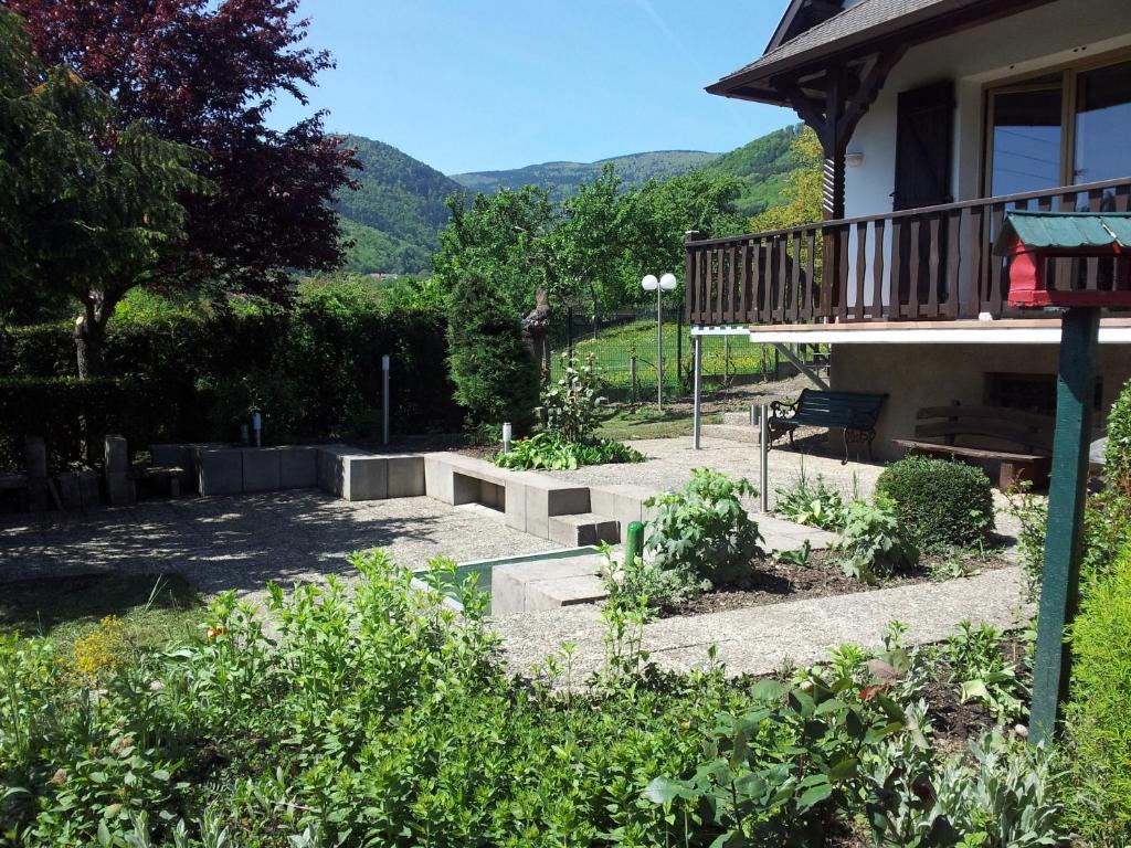 Maison de vacances Gite Bellevue 11 rue du stade, 67220 Breitenbach