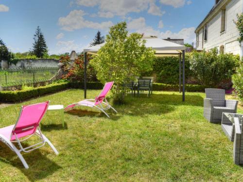 Maison de vacances Gîte Berthenay, 3 pièces, 4 personnes - FR-1-381-5 18 Manoir De La Baillardiere -  - Berthenay