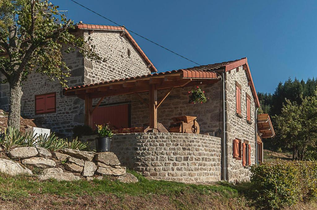 Maison de vacances Gîte \ Betonasse, 63480 Vertolaye