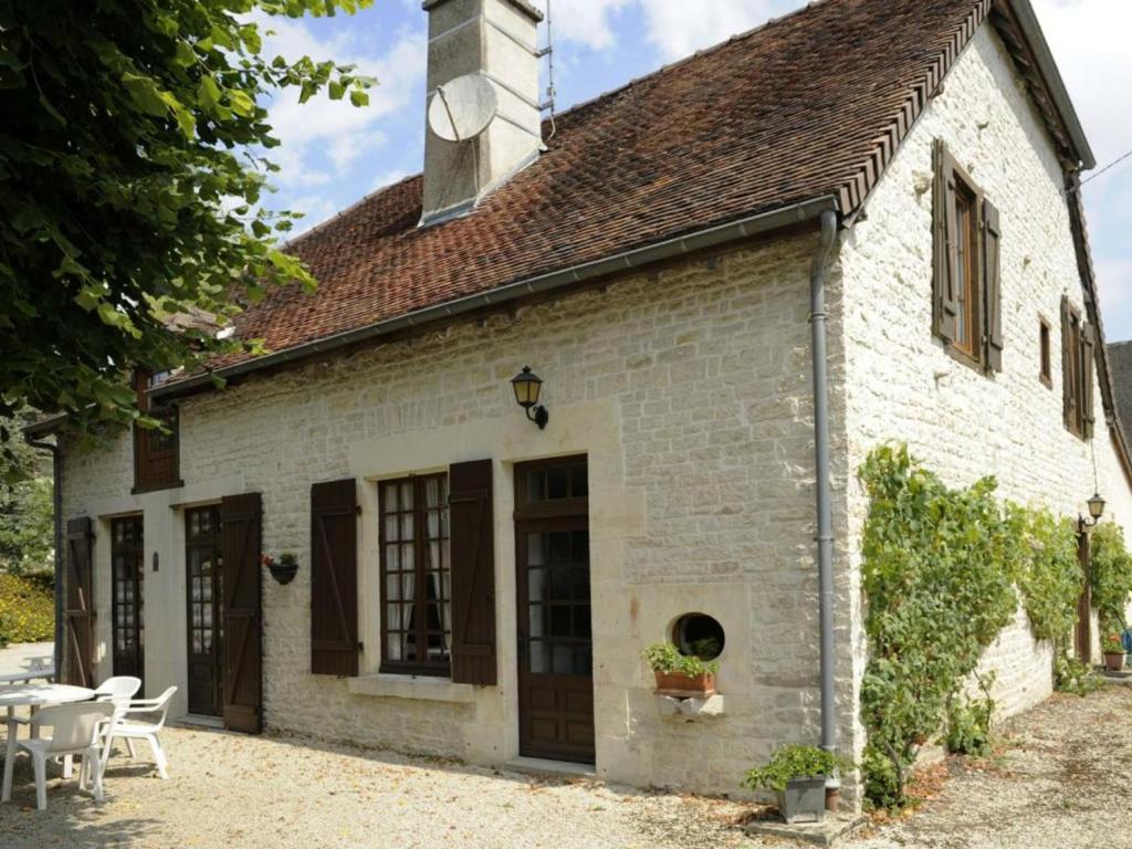 Maison de vacances Gîte Bligny, 3 pièces, 6 personnes - FR-1-543-116 12 rue du Château BLIGNY, 10200 Bligny