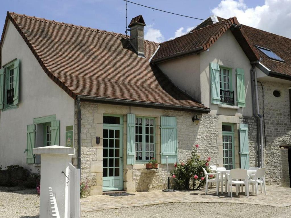 Maison de vacances Gîte Bligny, 4 pièces, 6 personnes - FR-1-543-103 2 rue de la Verrerie BLIGNY, 10200 Bligny