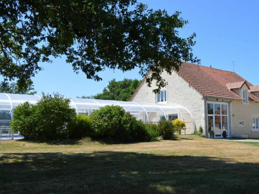 Maison de vacances Gîte Bouesse, 7 pièces, 14 personnes - FR-1-591-9 1 Les Pichots, 36200 Bouesse