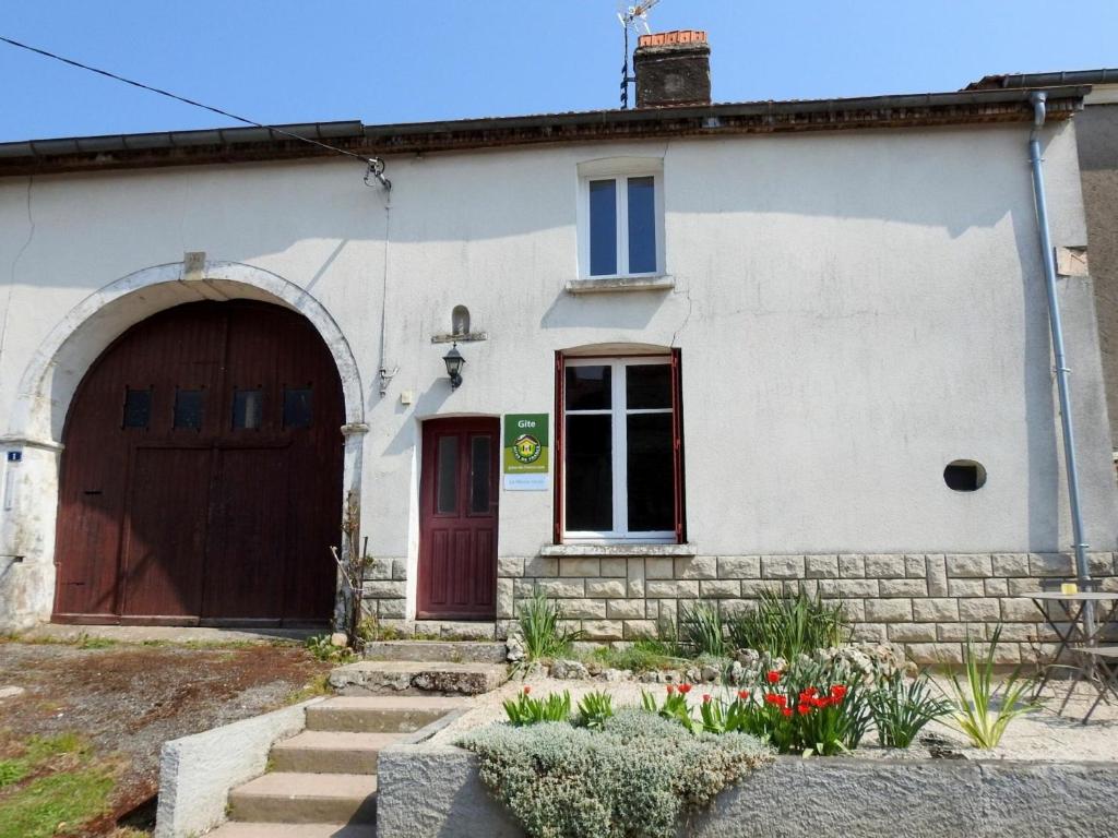 Maison de vacances Gîte Breuvannes-en-Bassigny, 3 pièces, 5 personnes - FR-1-611-44 1 Bis Rue du Bois, 52240 Breuvannes