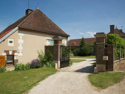 Gîte Bucey-en-Othe, 3 pièces, 4 personnes - FR-1-543-8 Bucey-en-Othe france