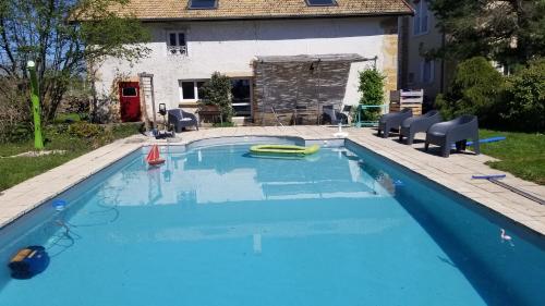 Gite calme et cosy, toutes commodités et tourisme Vigny-lès-Paray france
