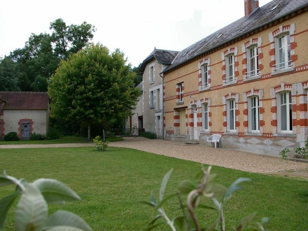 Maison de vacances Gîte Chabris, 5 pièces, 11 personnes - FR-1-591-18 Le Moulin de la Grange, 36210 Chabris