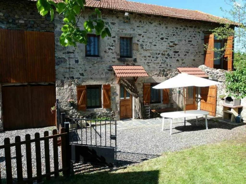 Maison de vacances Gîte Chamalières-sur-Loire, 5 pièces, 8 personnes - FR-1-582-1 Varenne, 43800 Chamalières-sur-Loire