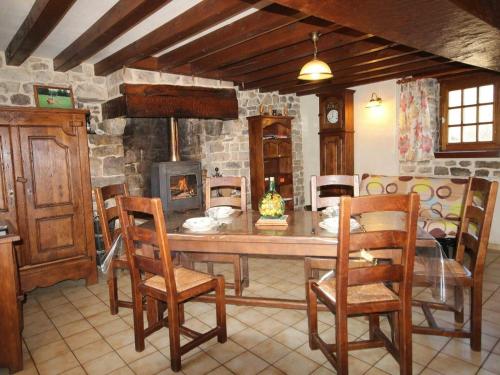 Maison de vacances Gîte Champsecret, 2 pièces, 3 personnes - FR-1-497-15 L'Etre aux Amiards Champsecret