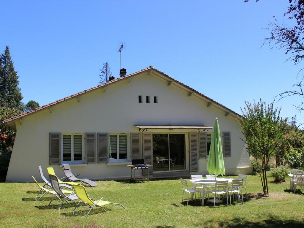 Maison de vacances Gîte Chancelade, 3 pièces, 6 personnes - FR-1-616-69 21, chemin de Pot Perdu, 24650 Chancelade