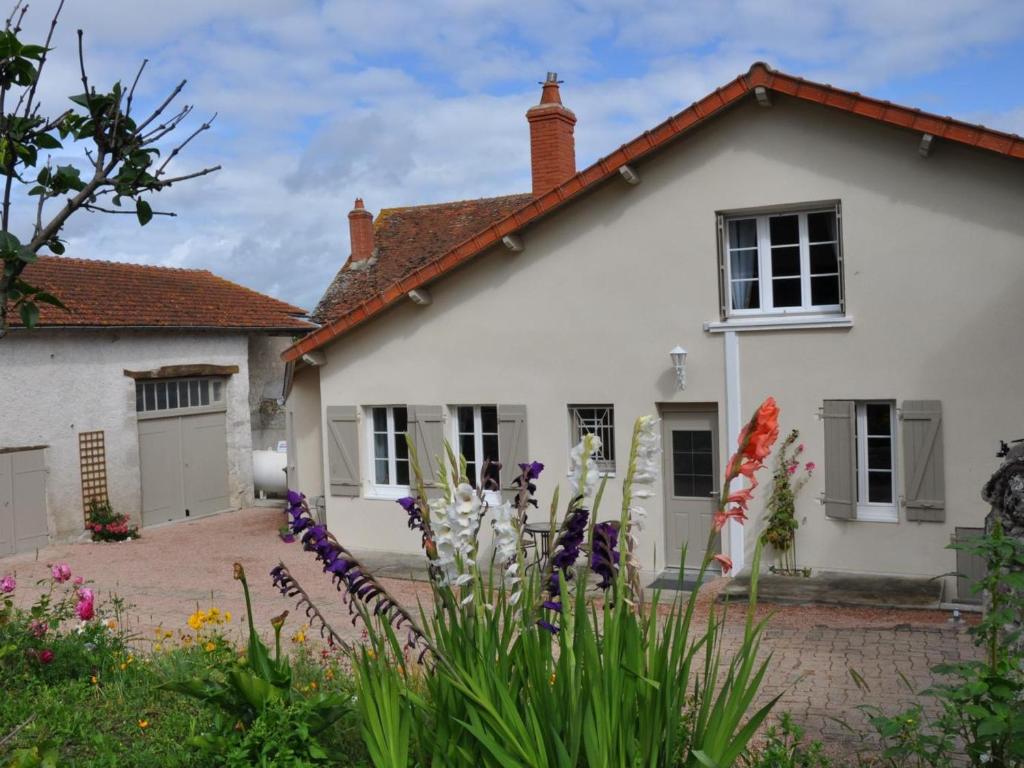 Maison de vacances Gîte Chantelle, 3 pièces, 4 personnes - FR-1-489-434 3 Rue des Fours à Chaux, 03140 Chantelle