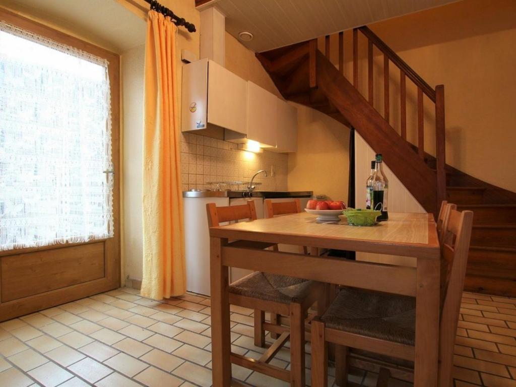 Maison de vacances Gîte Chavaniac-Lafayette, 2 pièces, 2 personnes - FR-1-582-198 Place Washington, 43230 Chavaniac-Lafayette