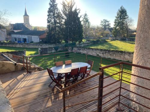 Maison de vacances Gîte Cindré, 5 pièces, 10 personnes - FR-1-489-406 Le château Cindré