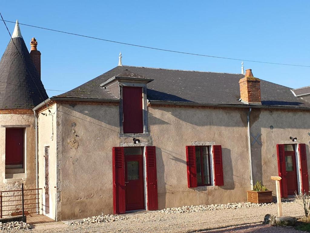 Maison de vacances Gîte Cindré, 5 pièces, 10 personnes - FR-1-489-406 Le château, 03220 Cindré