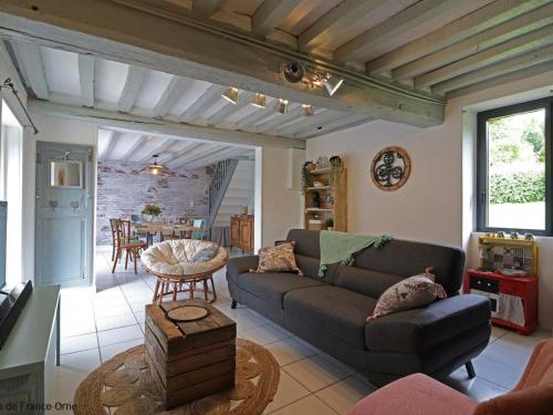 Gîte Cisai-Saint-Aubin, 4 pièces, 8 personnes - FR-1-497-148 Cisai-Saint-Aubin france