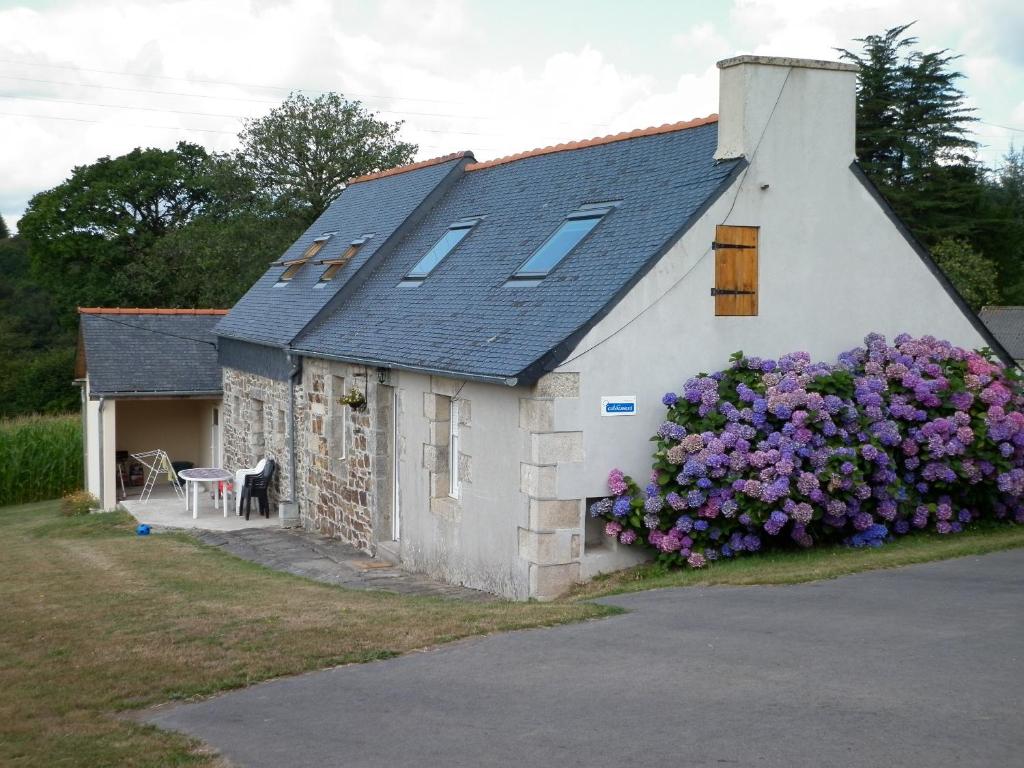 Maison de vacances Gîte Clévacances dans le Finistère Troviliec, 29640 Scrignac