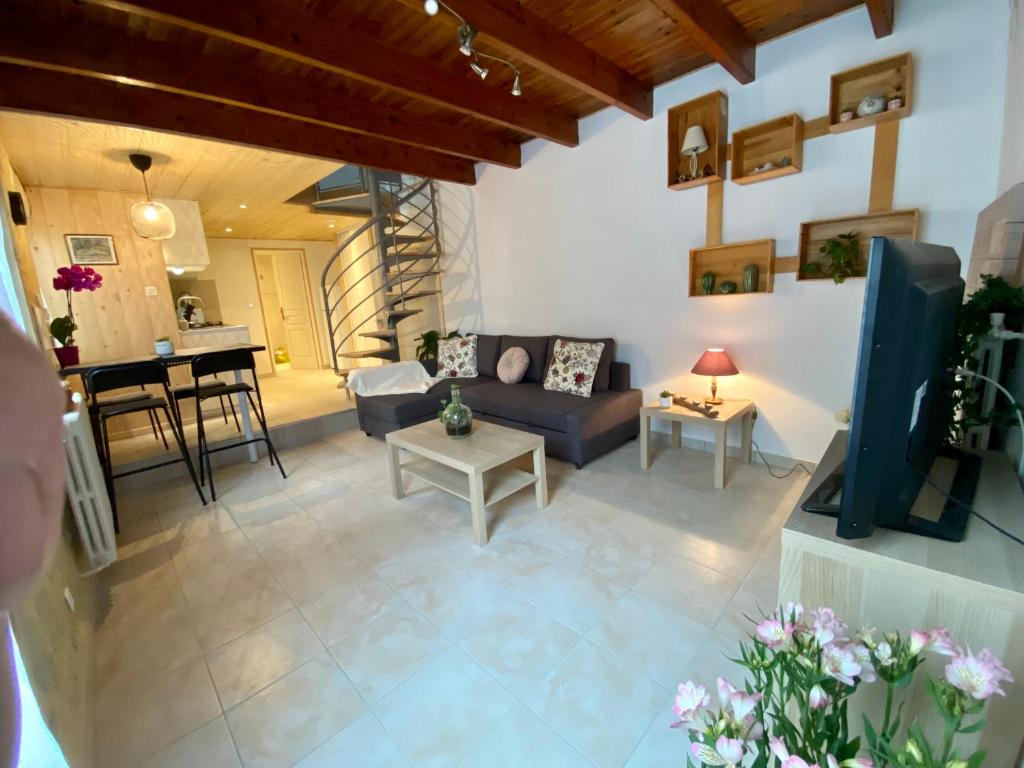 Appartement Gîte confort à Lamothe d Alès 27 route de saint Colomb, 47800 Lavergne