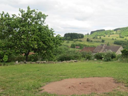 Gîte cosy 6 à 8 personnes Buffières france