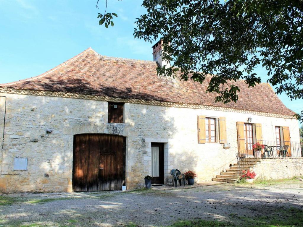 Maison de vacances Gîte Coulaures, 4 pièces, 5 personnes - FR-1-616-15 Vetz, 24420 Coulaures