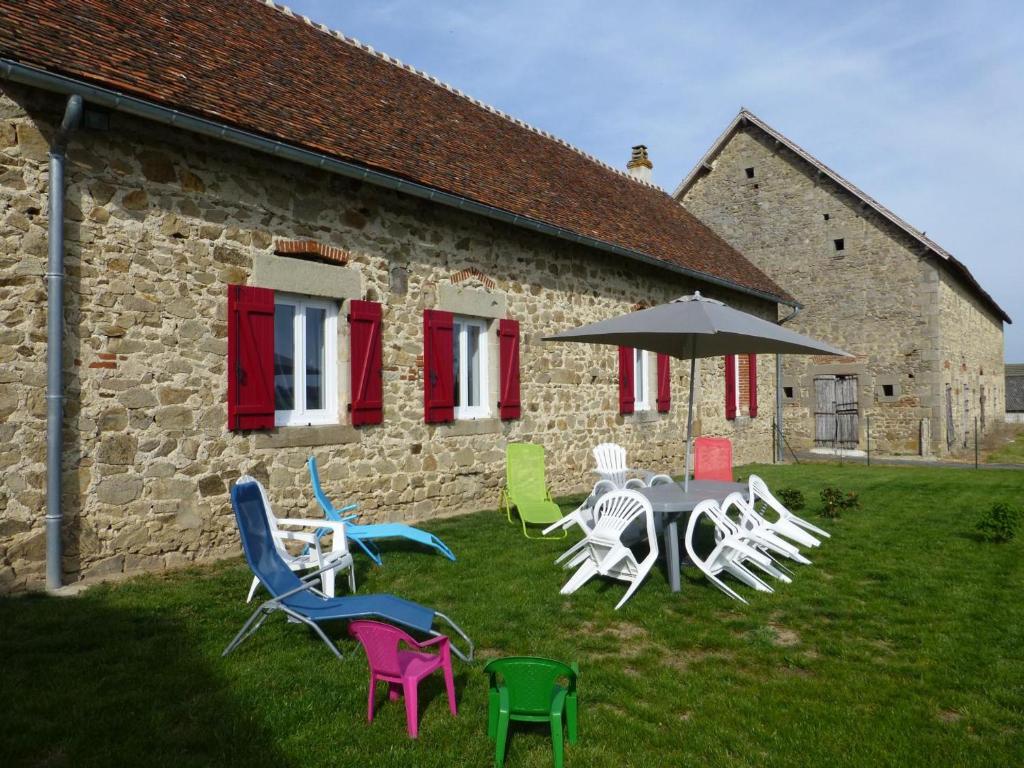 Maison de vacances Gîte Cressanges, 4 pièces, 6 personnes - FR-1-489-44 LE BOIS- LA CHARNAY, 03240 Cressanges