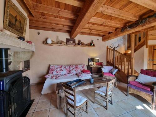 Gîte Cuinzier, 3 pièces, 4 personnes - FR-1-496-183 Cuinzier france