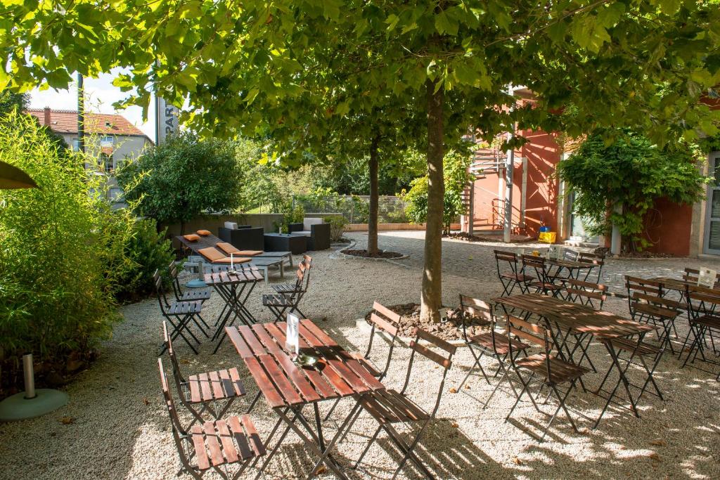 Auberge de jeunesse Gîte d'Etape des Capucins 29 Rue des Capucins, 43000 Le Puy-en-Velay