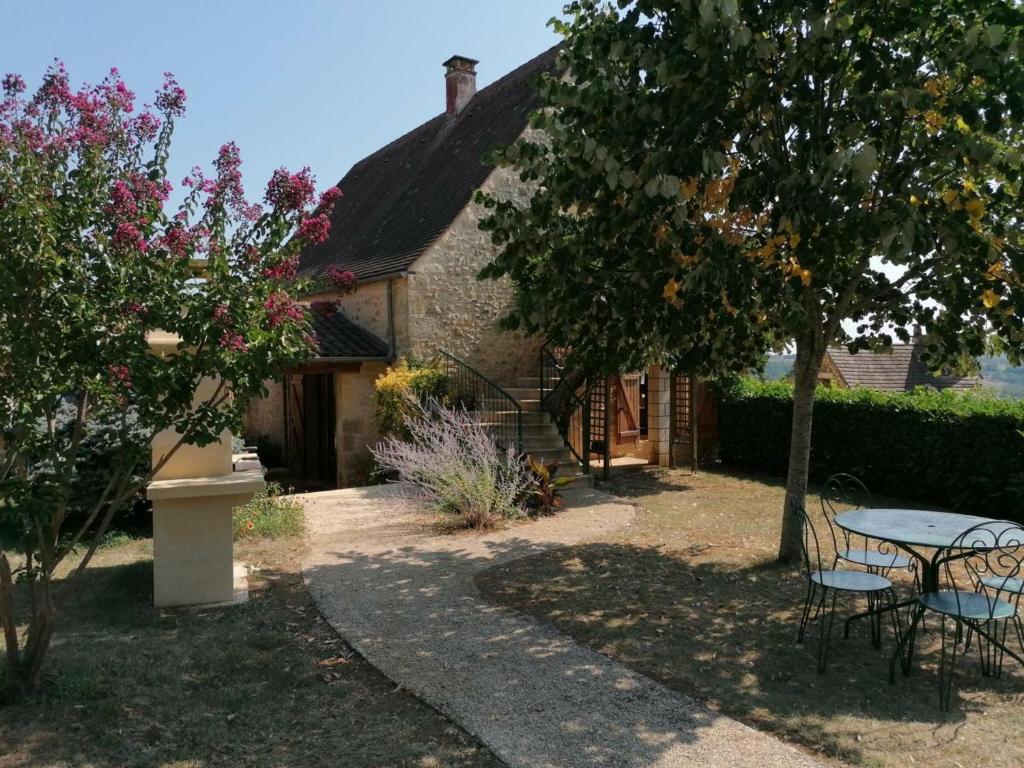 Maison de vacances Gîte Daglan, 3 pièces, 4 personnes - FR-1-616-77 Bardille, 24250 Daglan