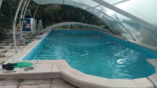 Maison de vacances Gite de 6 à 14 pers avec Piscine-Jacuzzi- Salle des fêtes 5 Rue des Pyrénées Bastanès