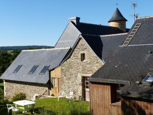 GITE DE CARACTERE Lopérec france