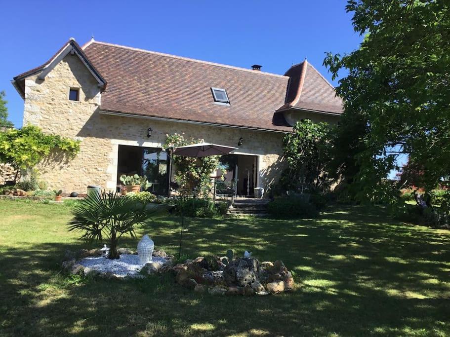 Maison de vacances Gite de charme 6 à 7 pers avec SPA privé 514 chemin de la pierre levée, 46100 Faycelles